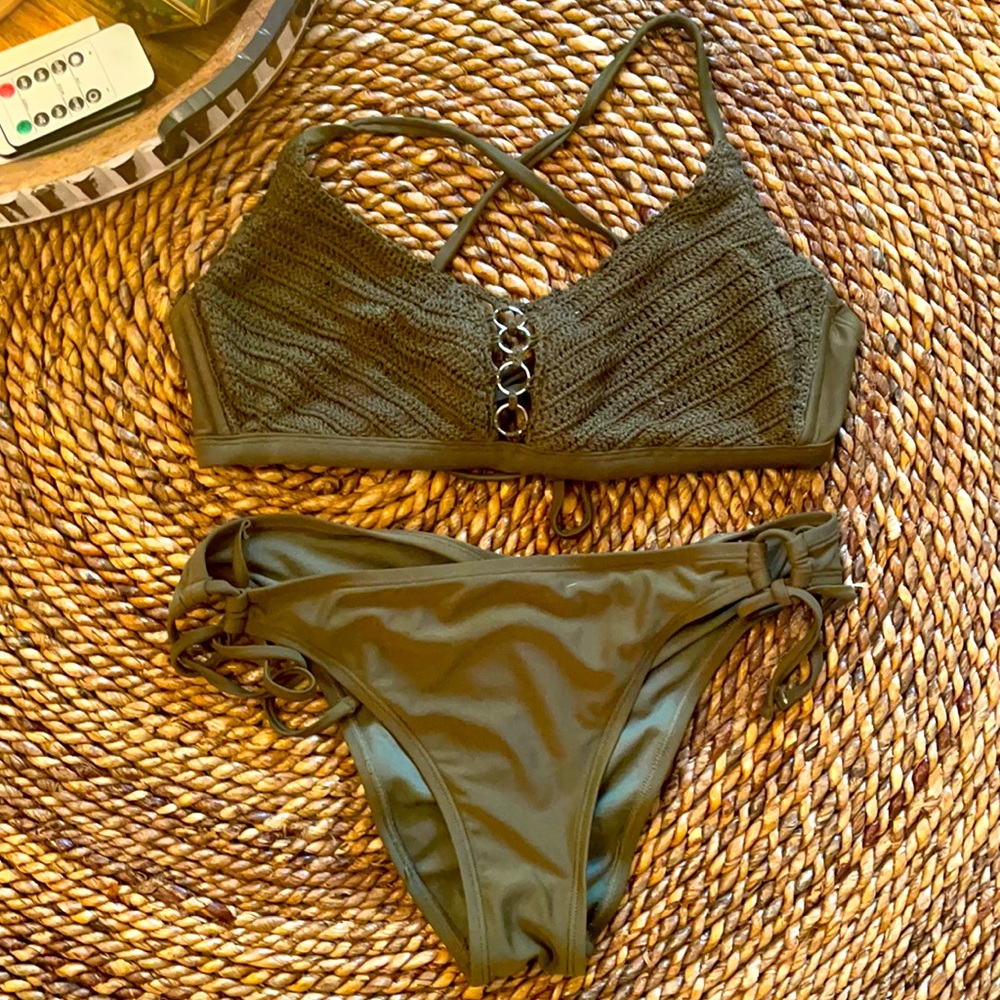 XL crocheted bikini top with Large Bottoms